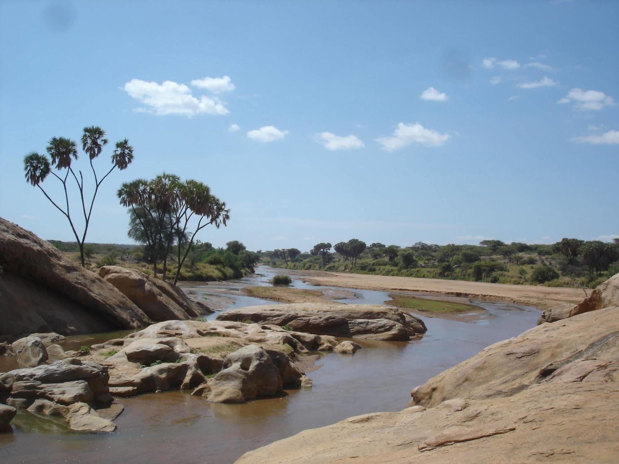 Sarova Shaba Game Lodge Archers Post المظهر الخارجي الصورة
