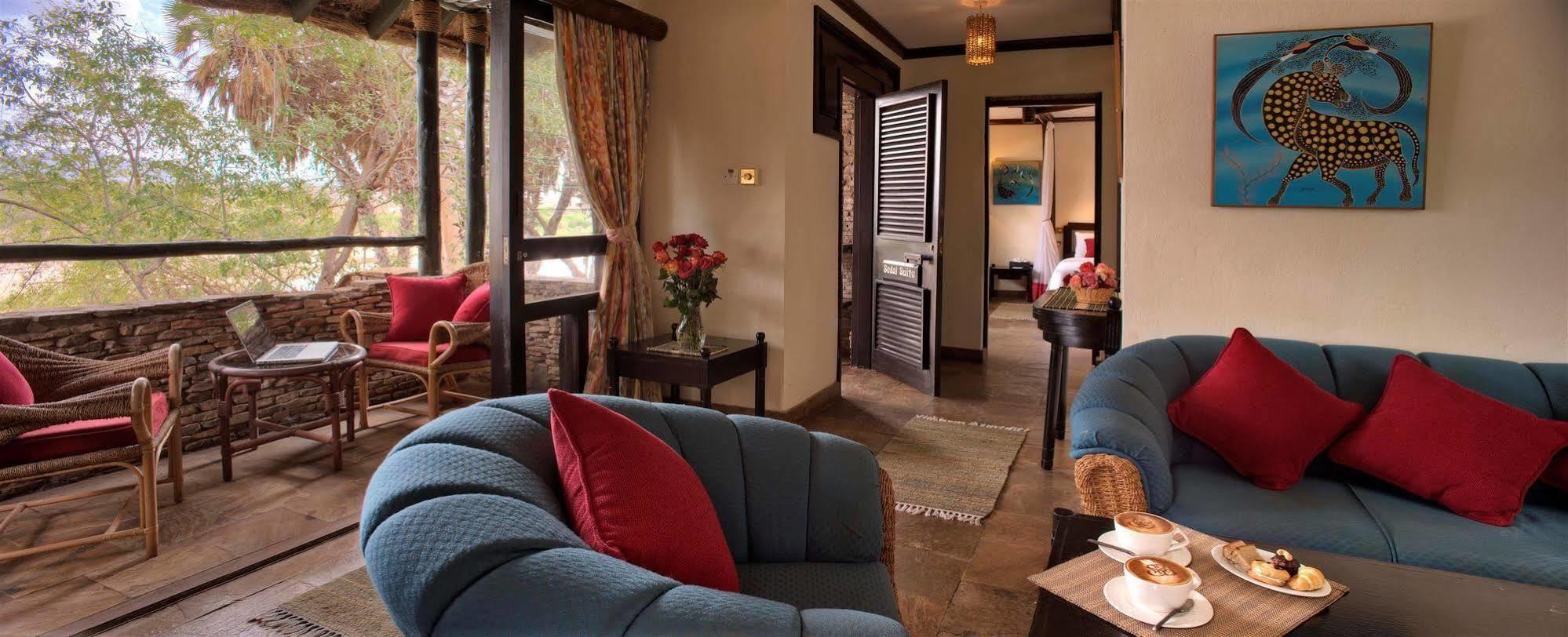 Sarova Shaba Game Lodge Archers Post المظهر الخارجي الصورة