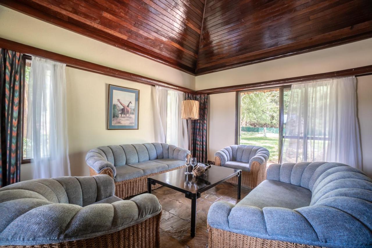 Sarova Shaba Game Lodge Archers Post المظهر الخارجي الصورة
