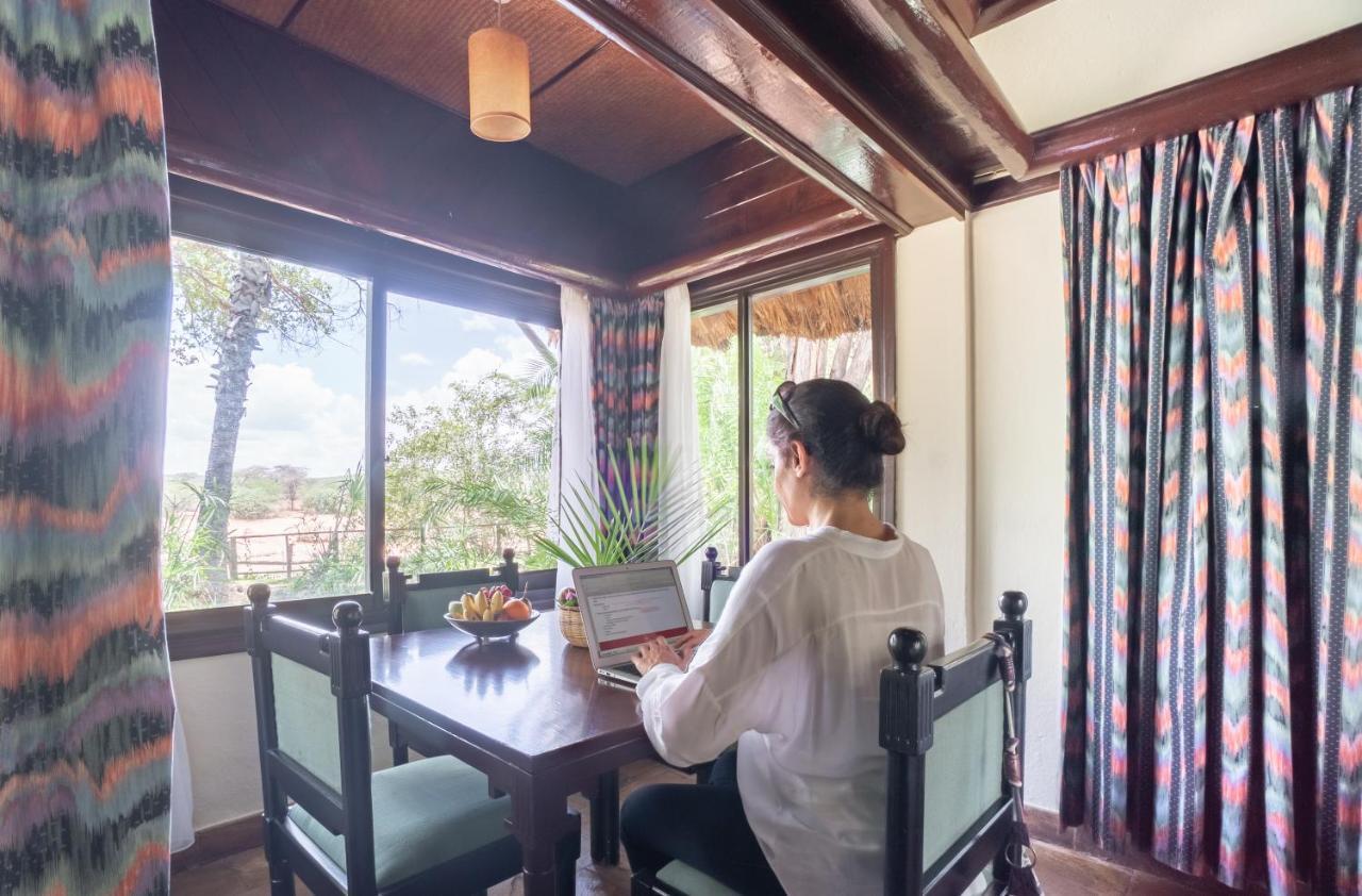 Sarova Shaba Game Lodge Archers Post المظهر الخارجي الصورة
